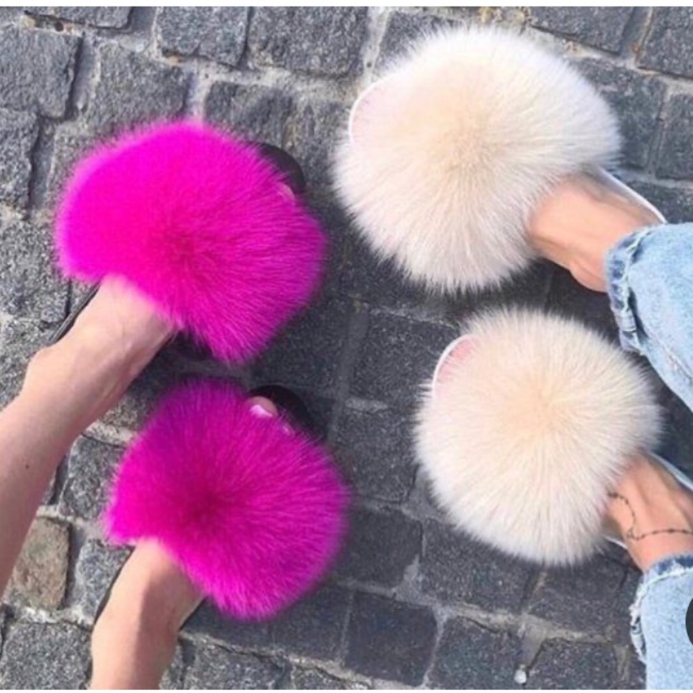 Fuchsia Fur Slides
